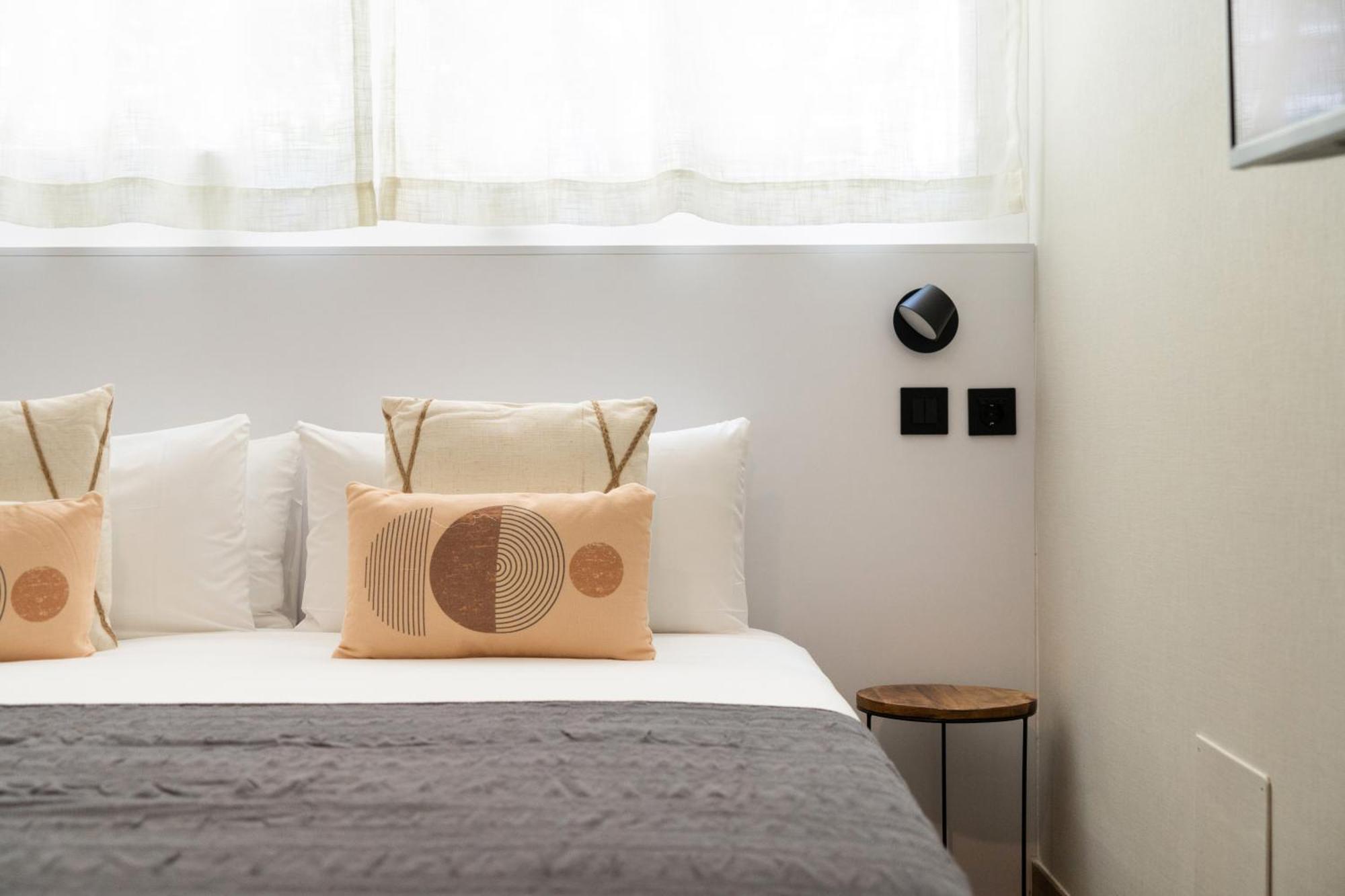 Dobo Madrid Cabrera Apartment Room photo